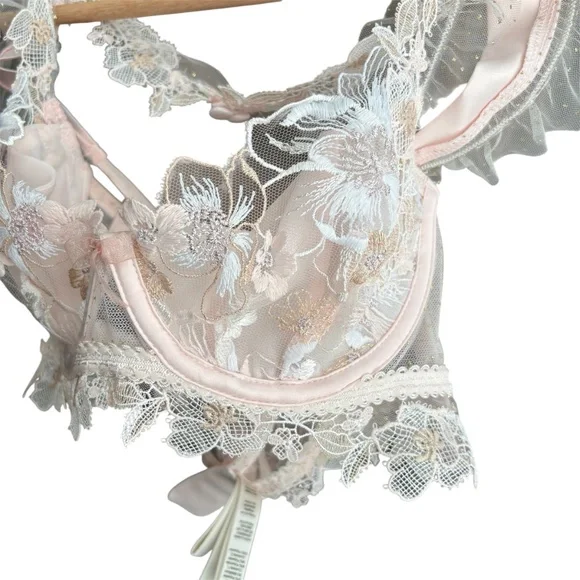 For Love & Lemons Mae high-neck underwire bra Size 34B Wedding Valentine's Day